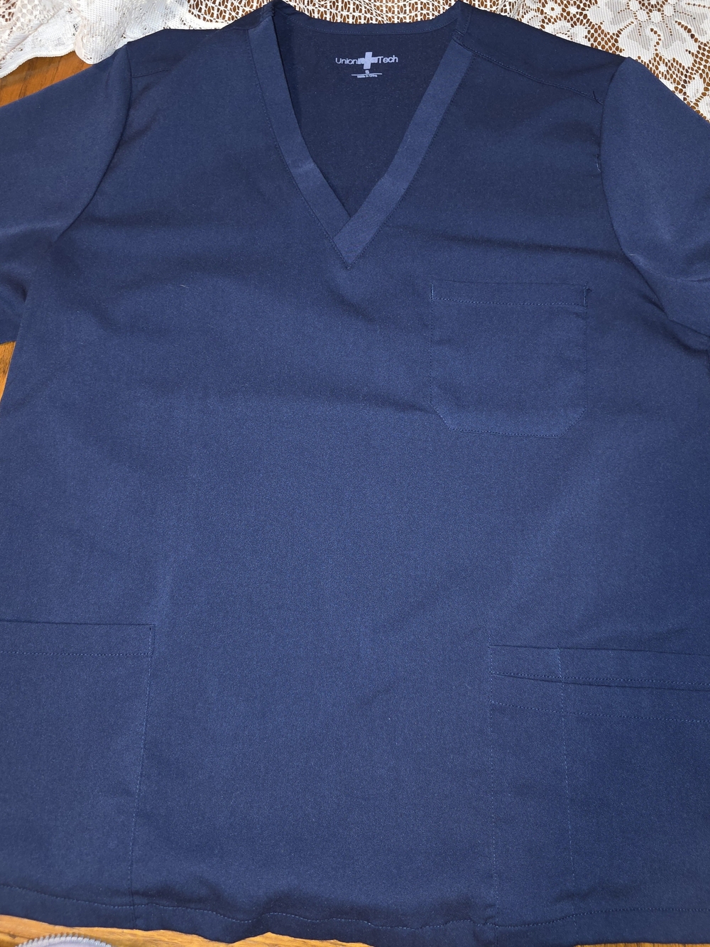 NWOT Bundle of 5 UnionMed Tech V-Neck Scrub Tops - Navy Blue - Size Small